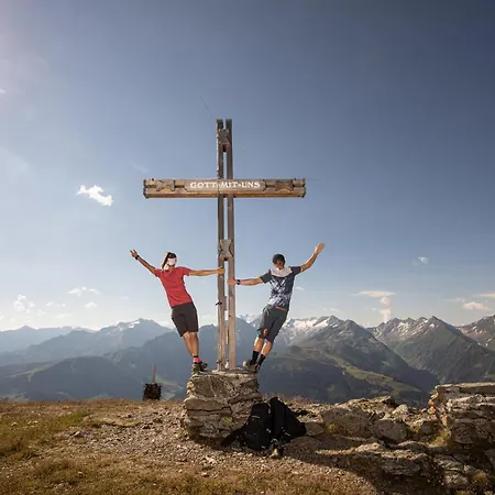 Mygoodlife & Bar 4* جيرلوس