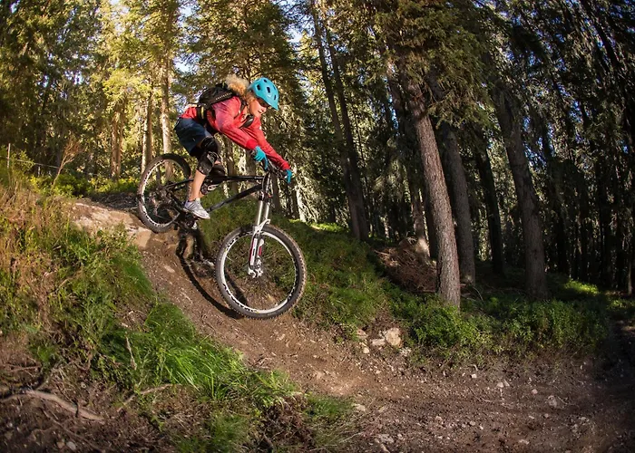 Mygoodlife & Bar Hotel